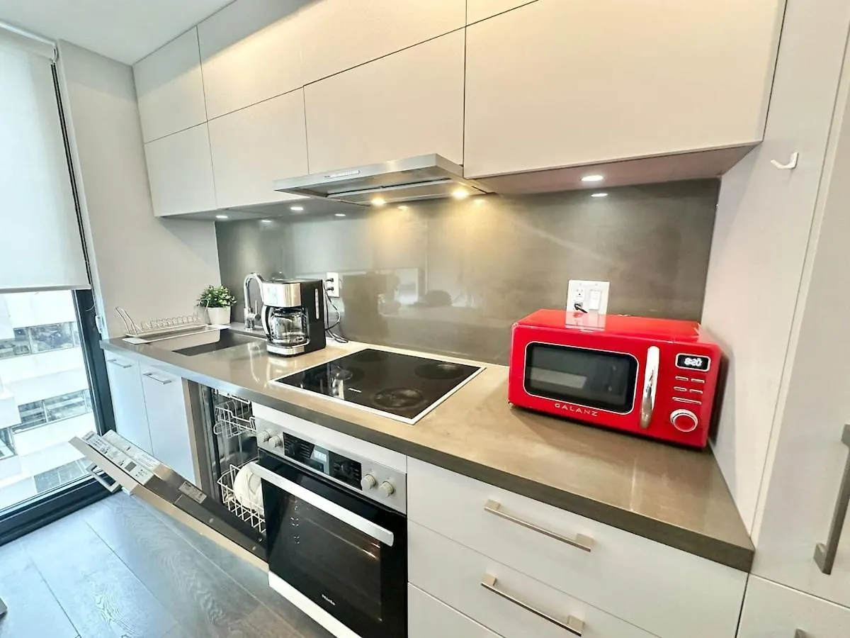 Apartment Condo In Yorkville - Newly Furnished Luxury Unit Toronto