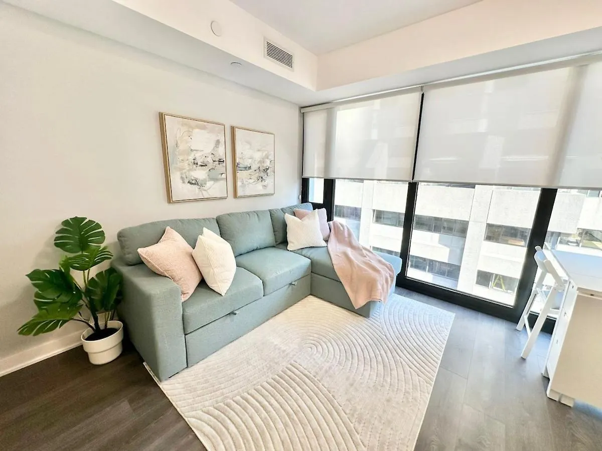 Condo In Yorkville - Newly Furnished Luxury Unit contacts