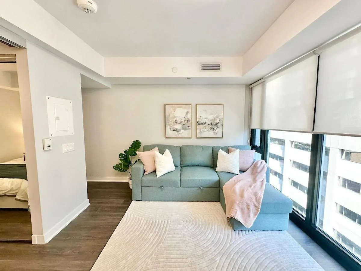 Condo In Yorkville - Newly Furnished Luxury Unit Toronto 0*,  Canada