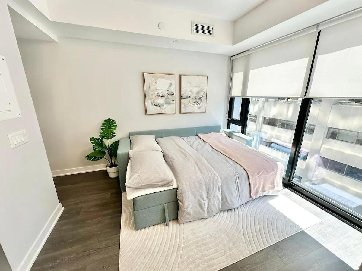Apartment Condo In Yorkville - Newly Furnished Luxury Unit Toronto