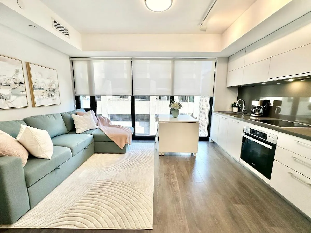 Condo In Yorkville - Newly Furnished Luxury Unit Toronto Apartment
