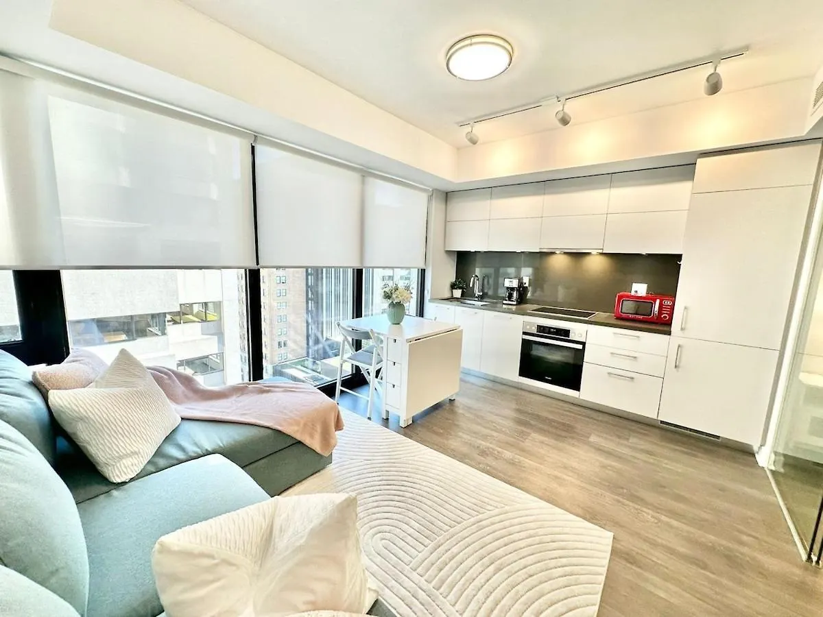 Apartment Condo In Yorkville - Newly Furnished Luxury Unit Toronto