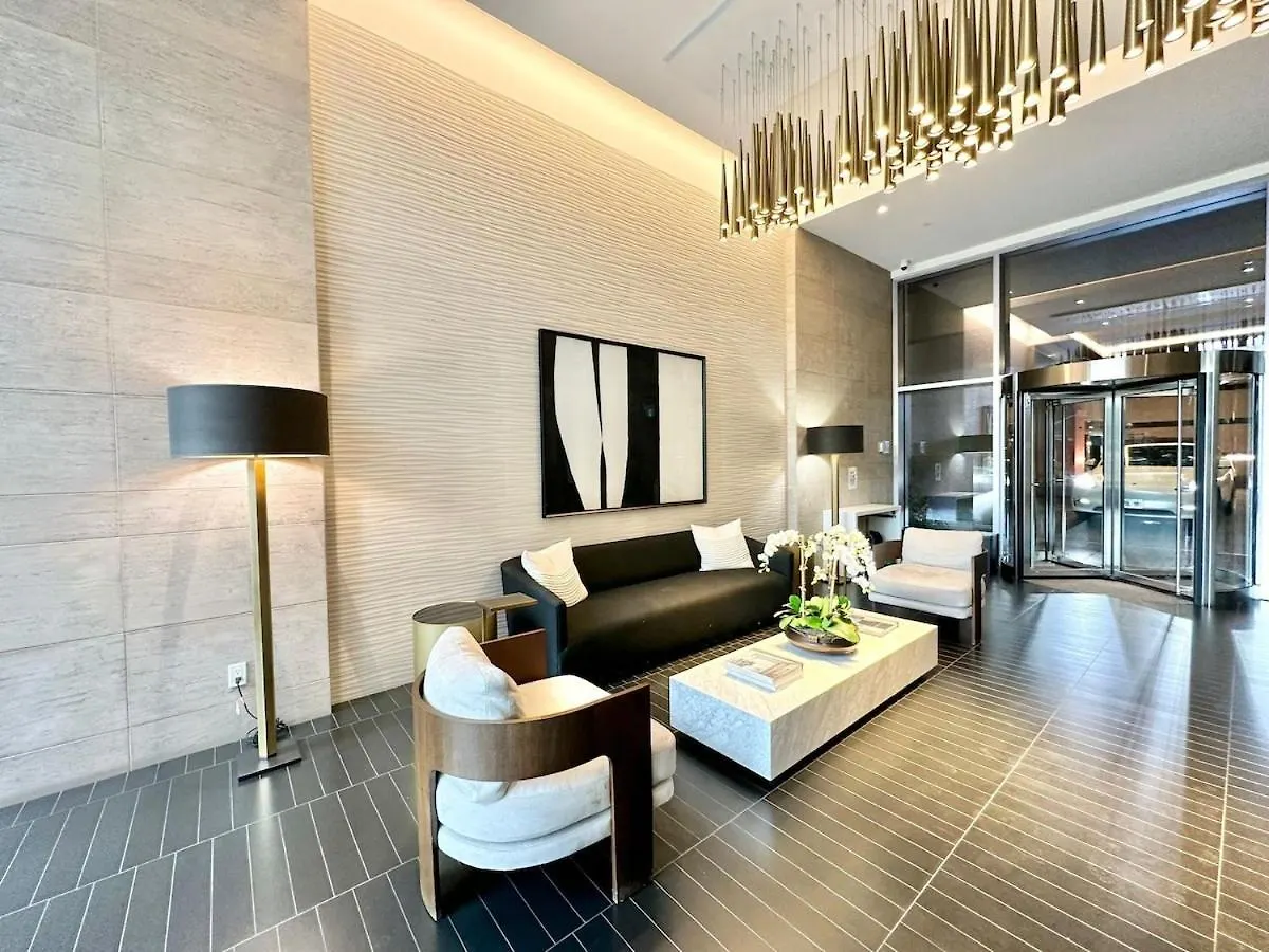 Condo In Yorkville - Newly Furnished Luxury Unit Toronto